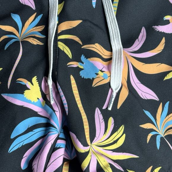 Chubbies 'The Black Light Nights' 5.5" Lined Swim Trunks Men’s Size Medium - Picture 4 of 7